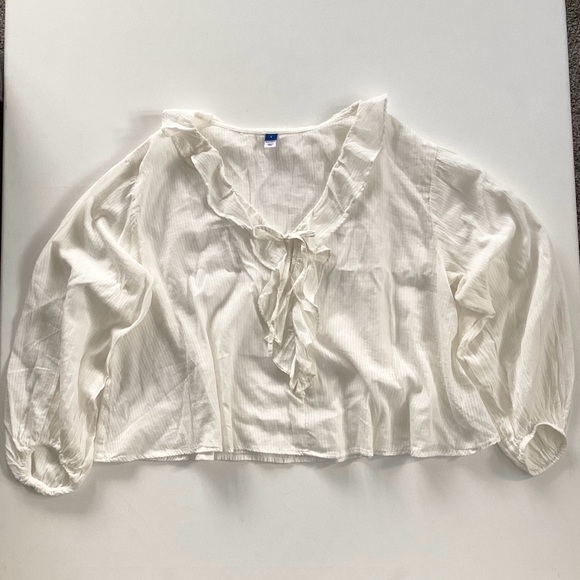 Old Navy Ivory Ruffle Top - Picture 2 of 12